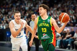 开云- 8日纪录东契奇惊天贡献比 状元郎轰生涯最高分 