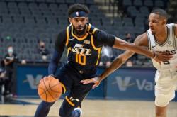 KAIYUN-关于穆雷遭遇七连败，皇家马德里教练面临压力！的信息