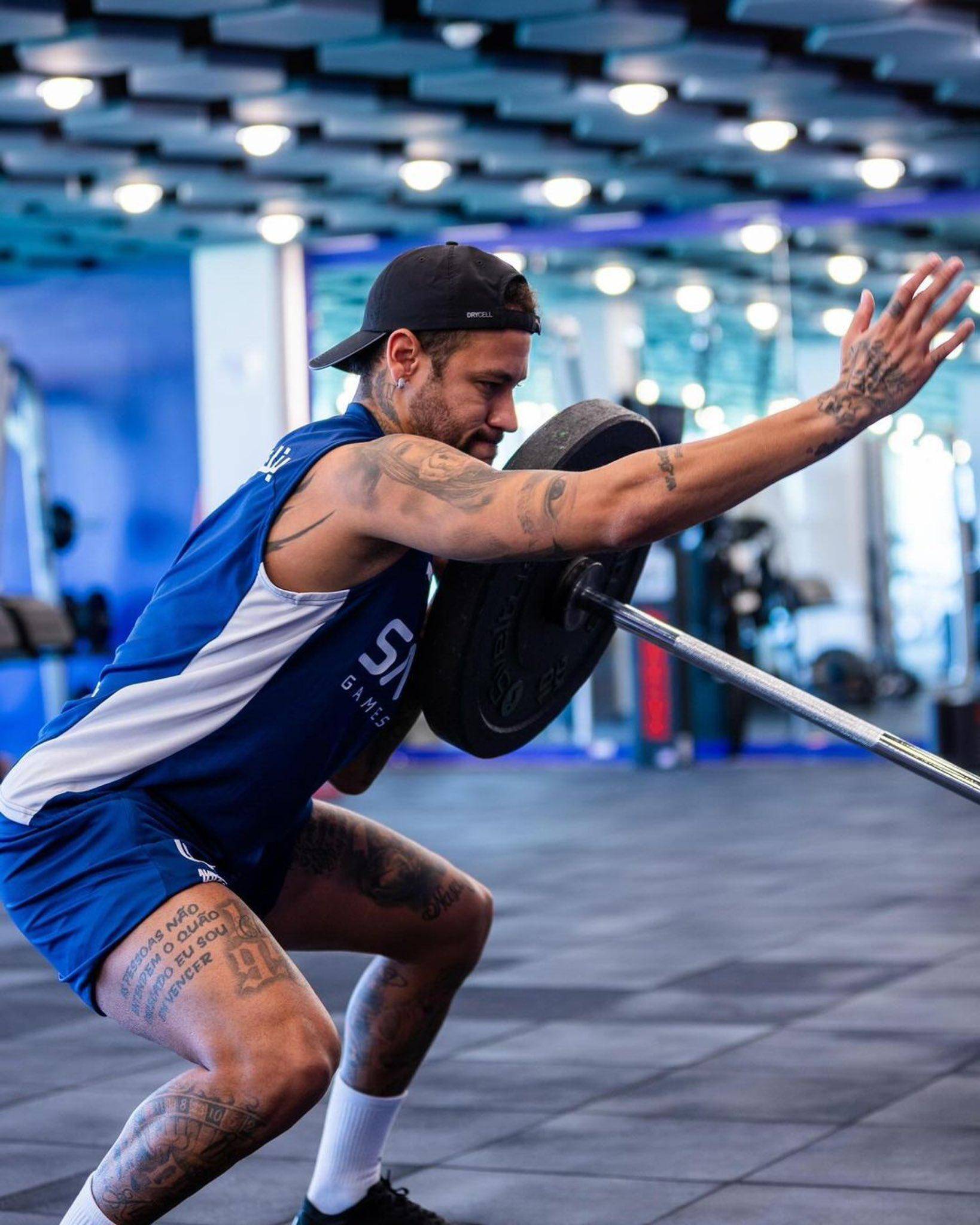 内马尔回归赛场，惊险取胜首场状态亮眼，TL观众沸腾！的简单介绍